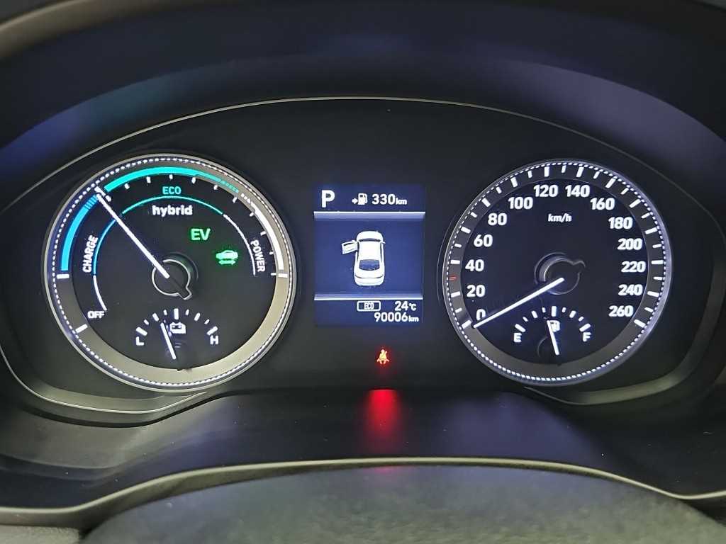 HYUNDAI Grandeur - Vista 6
