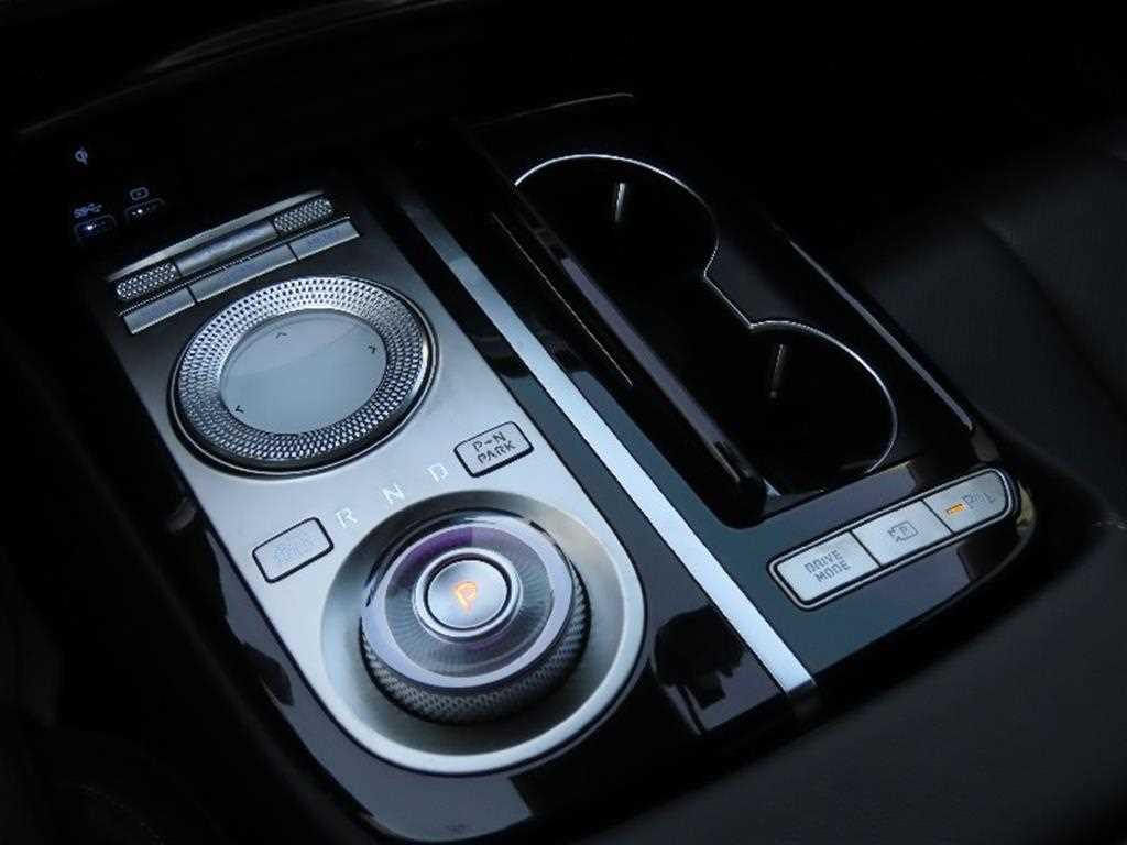 Genesis G80 - Vista 6