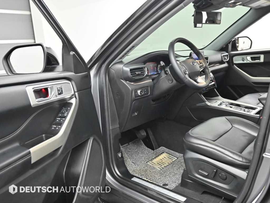 Ford Explorer - Vista 11