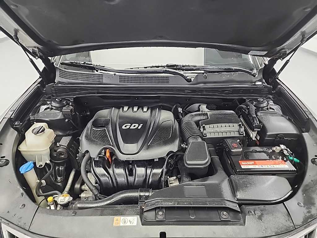 HYUNDAI Grandeur - Vista 5