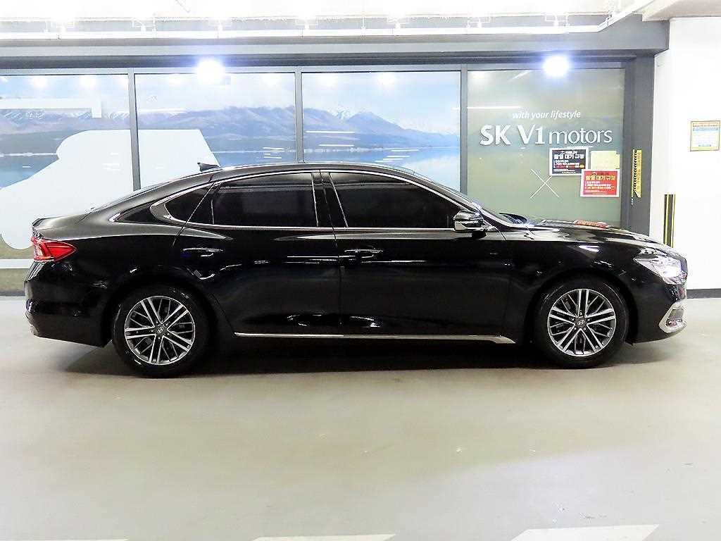 HYUNDAI Grandeur - Vista 3