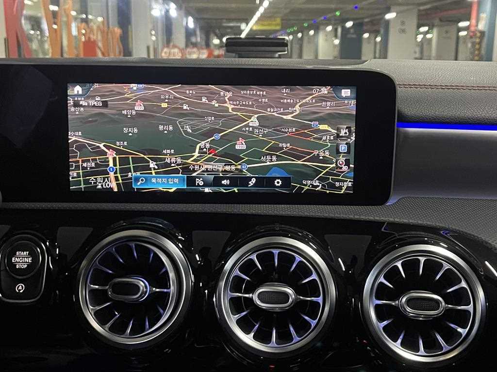 Mercedes Benz CLA Class - Vista 7