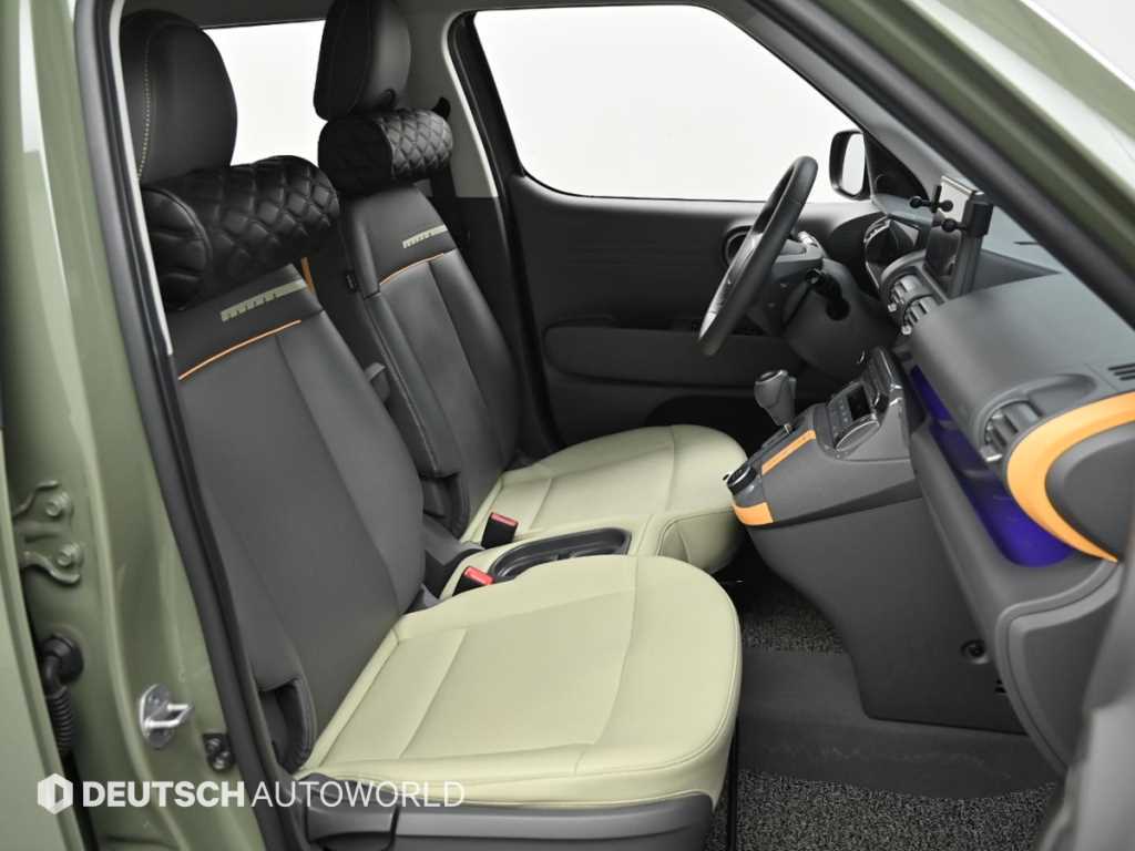 HYUNDAI Casper - Vista 10