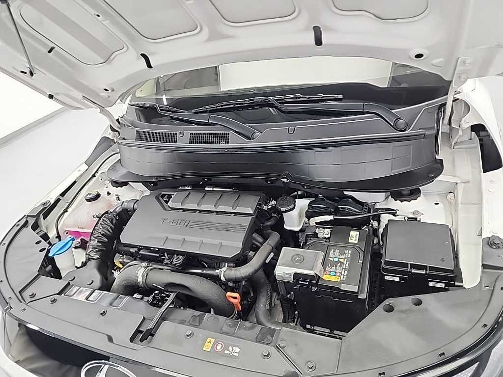 HYUNDAI Casper - Vista 5