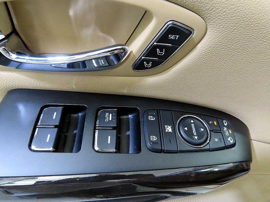 KIA Carnival 2016 Blanco - Importación desde Corea - HF Imports Iquique - Foto 13