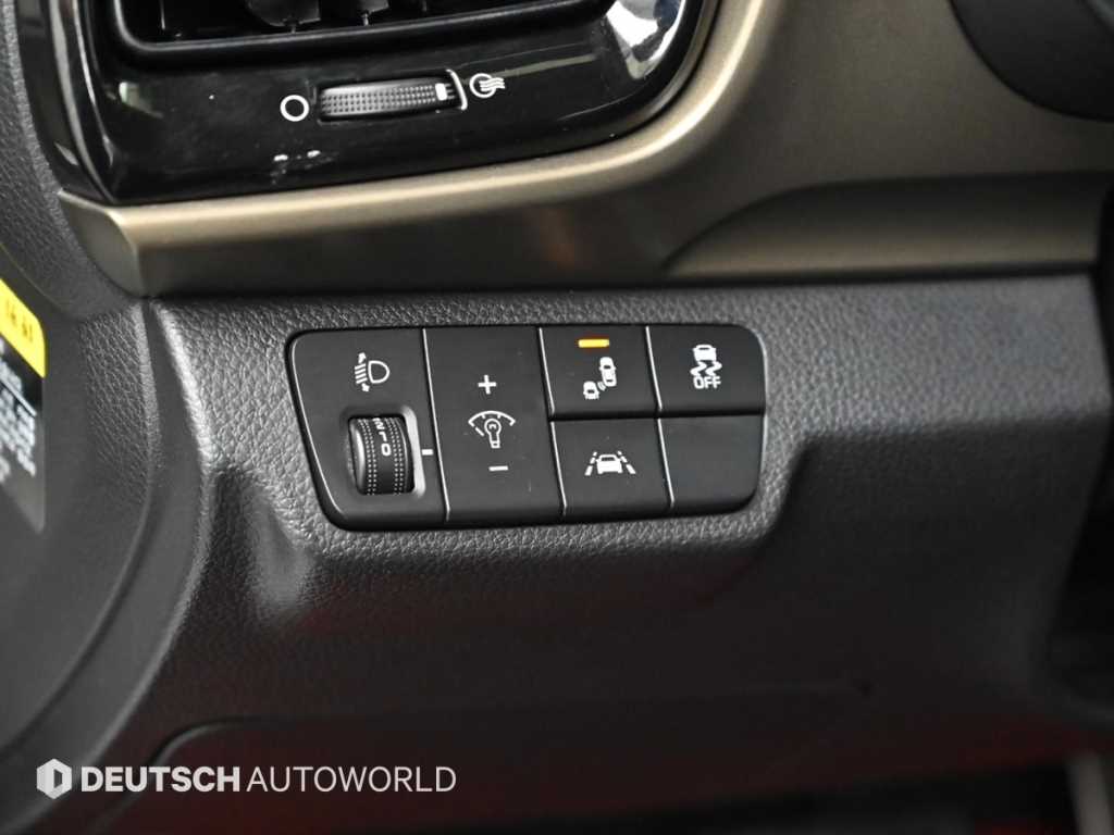 KIA Stonic 2018 Blanco - Importación desde Corea - HF Imports Iquique - Foto 17