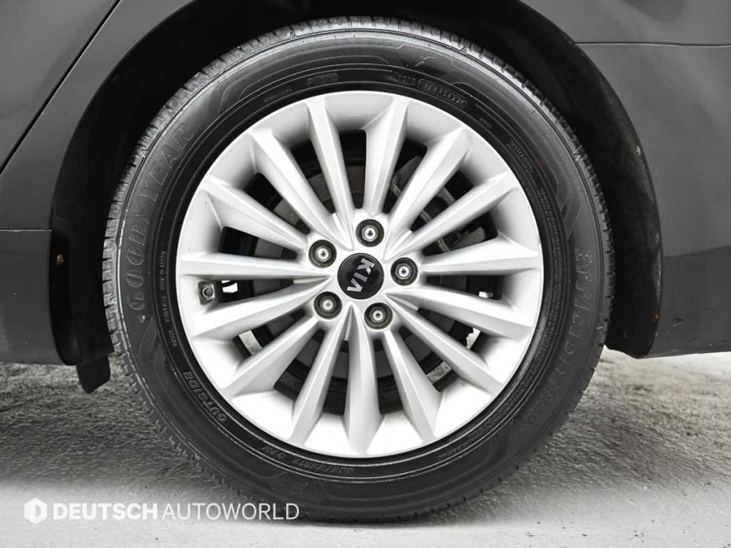 KIA K7 - Vista 5