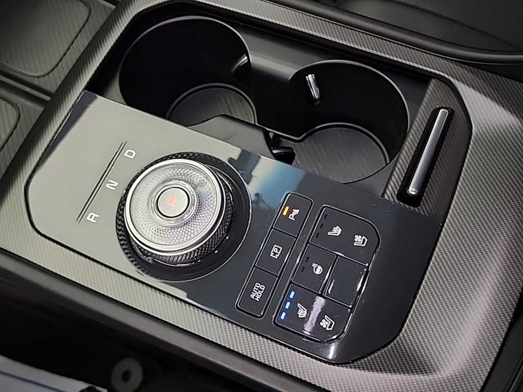KIA K8 - Vista 10