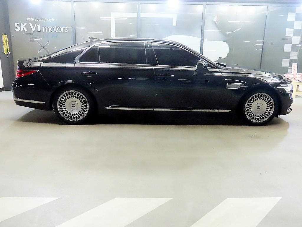 Genesis G90 - Vista 3