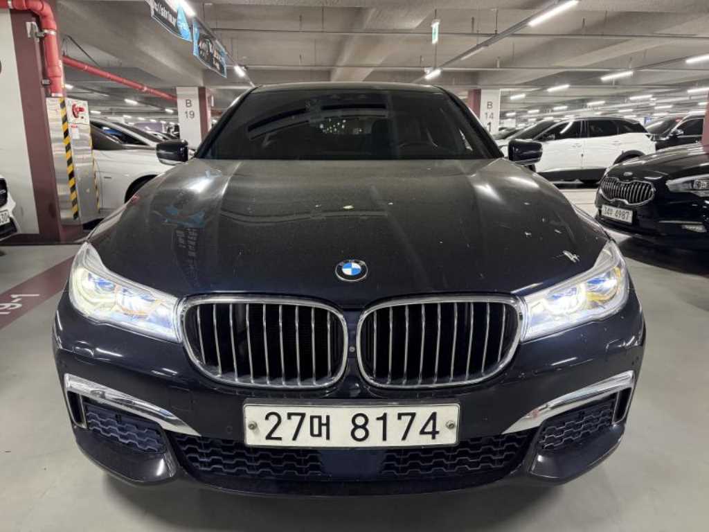 BMW 7 Series 2017 Negro - Importación desde Corea - HF Imports Iquique - Foto 1