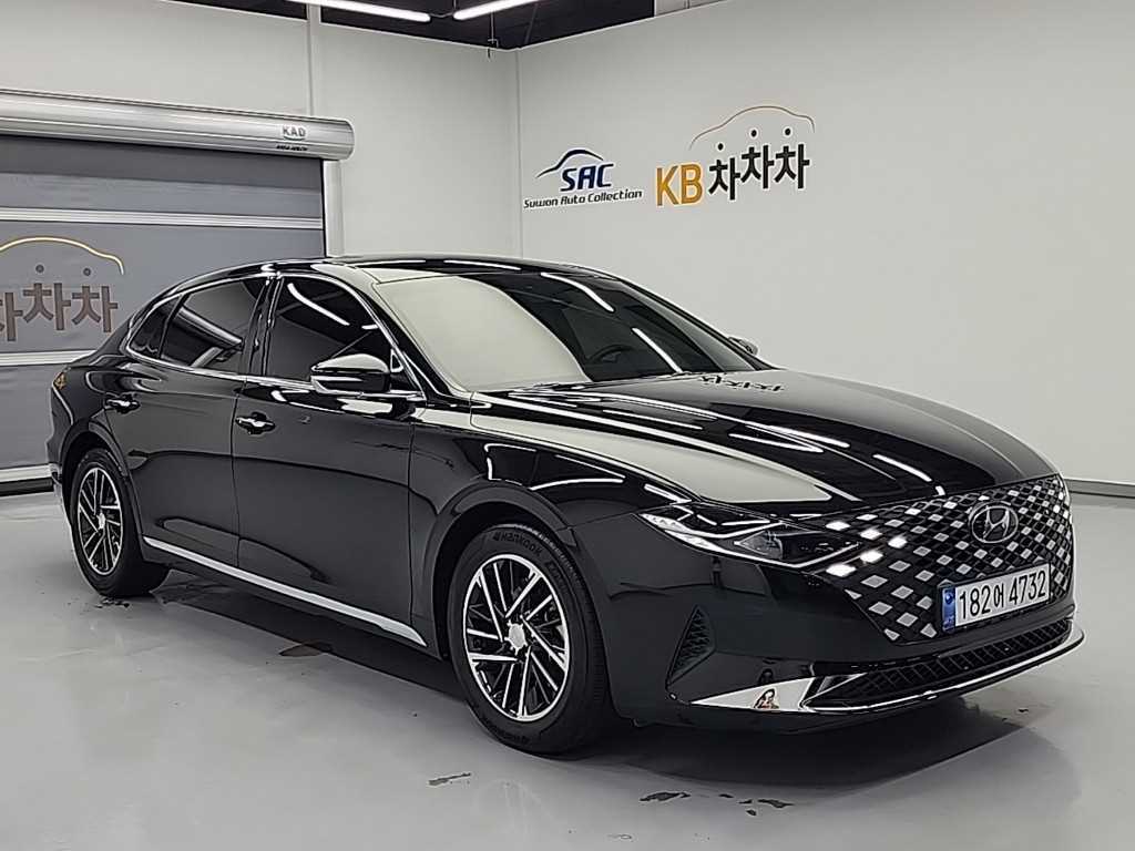 HYUNDAI Grandeur - Vista 4
