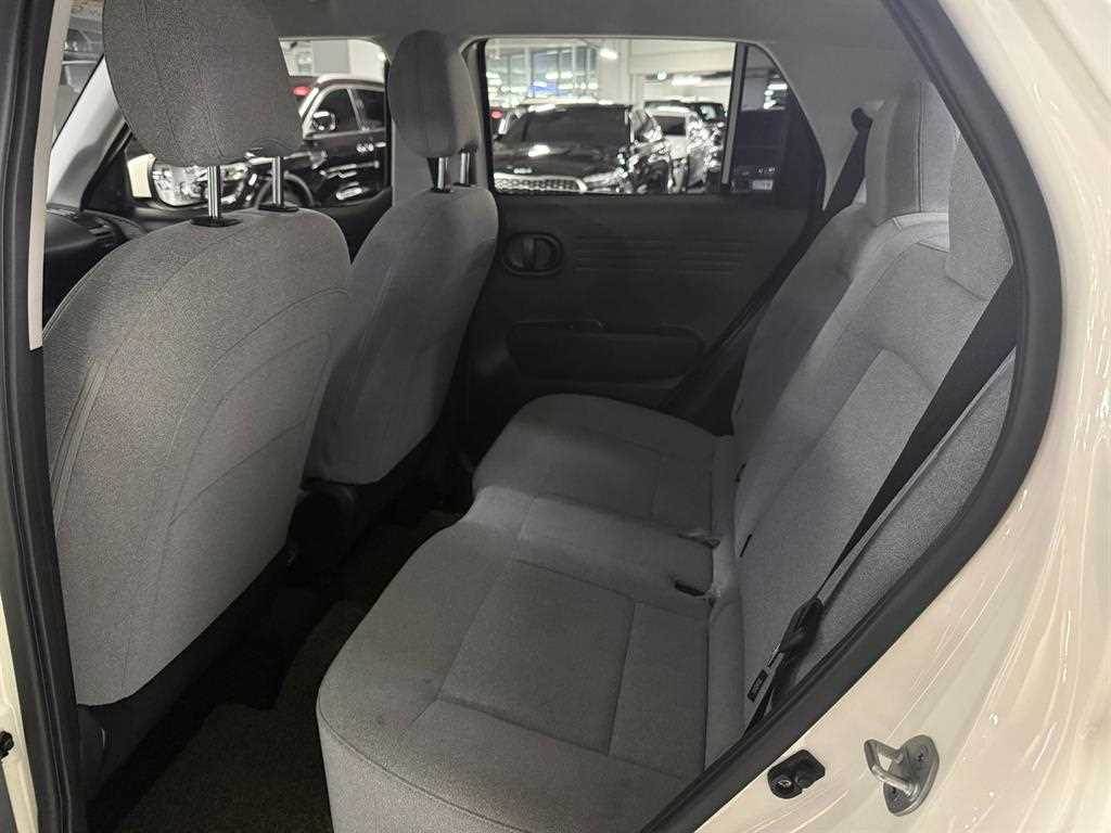 HYUNDAI Casper - Vista 10