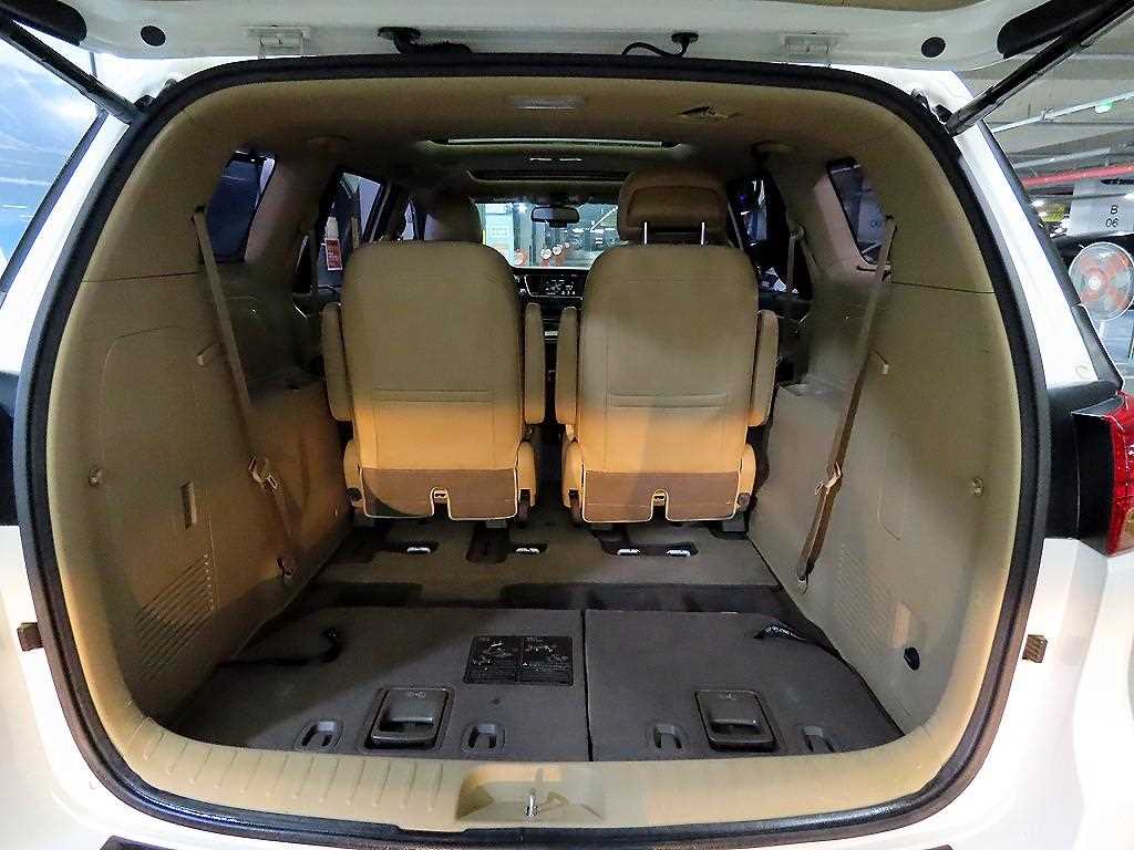 KIA Carnival 2018 Blanco - Importación desde Corea - HF Imports Iquique - Foto 17