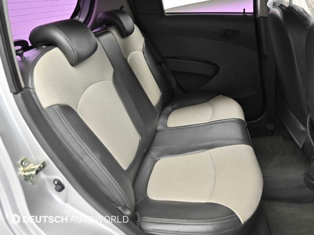 Chevrolet Spark - Vista 12