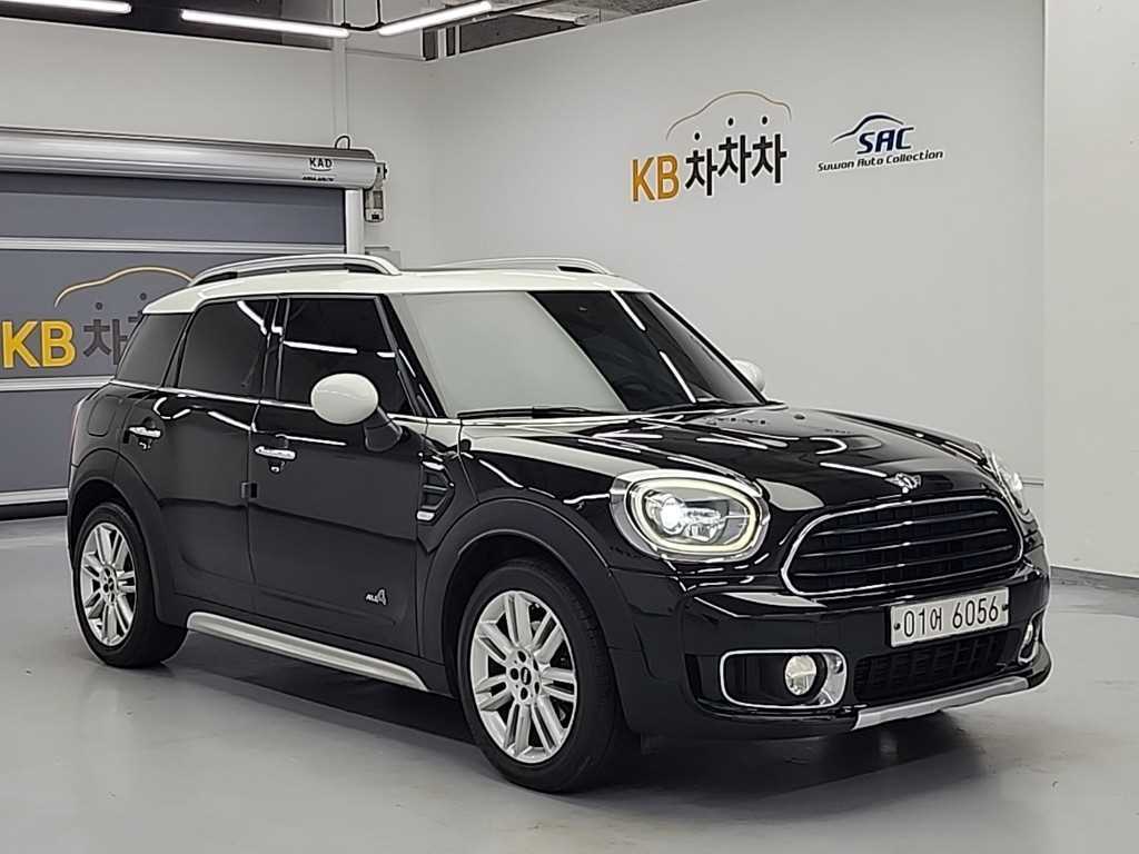 Mini Countryman - Vista 4