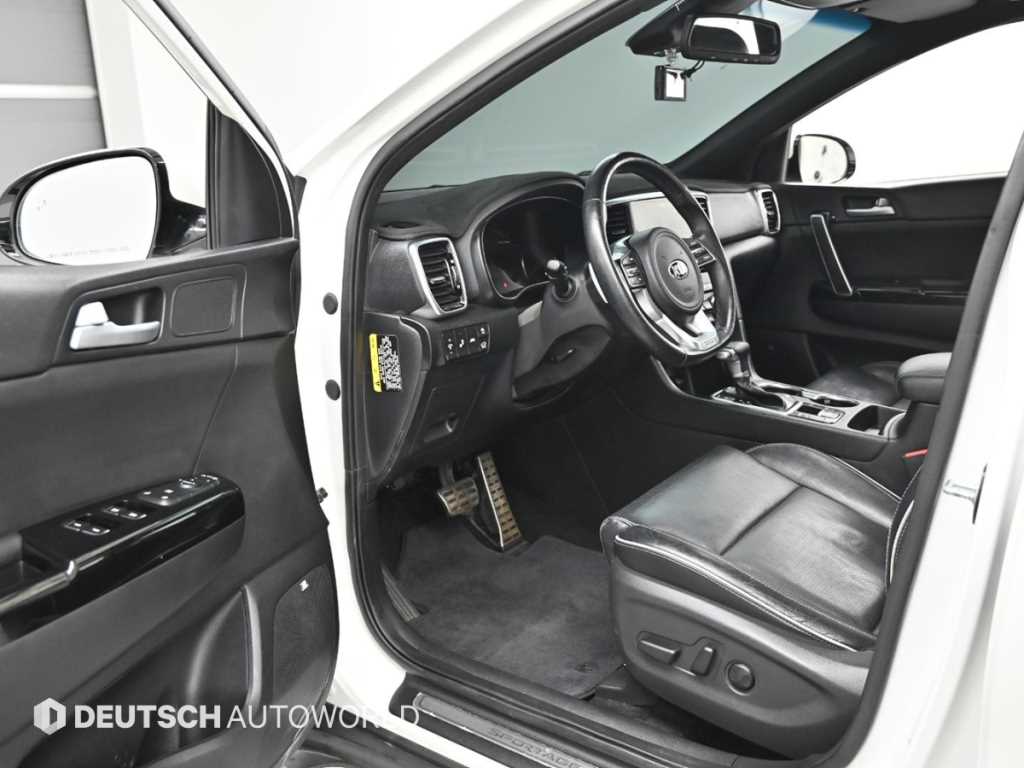 KIA Sportage - Vista 11