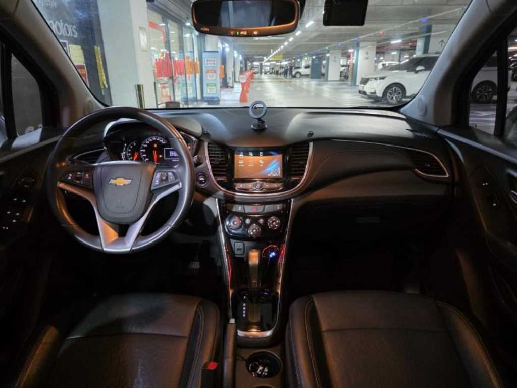 Chevrolet Trax - Vista 9