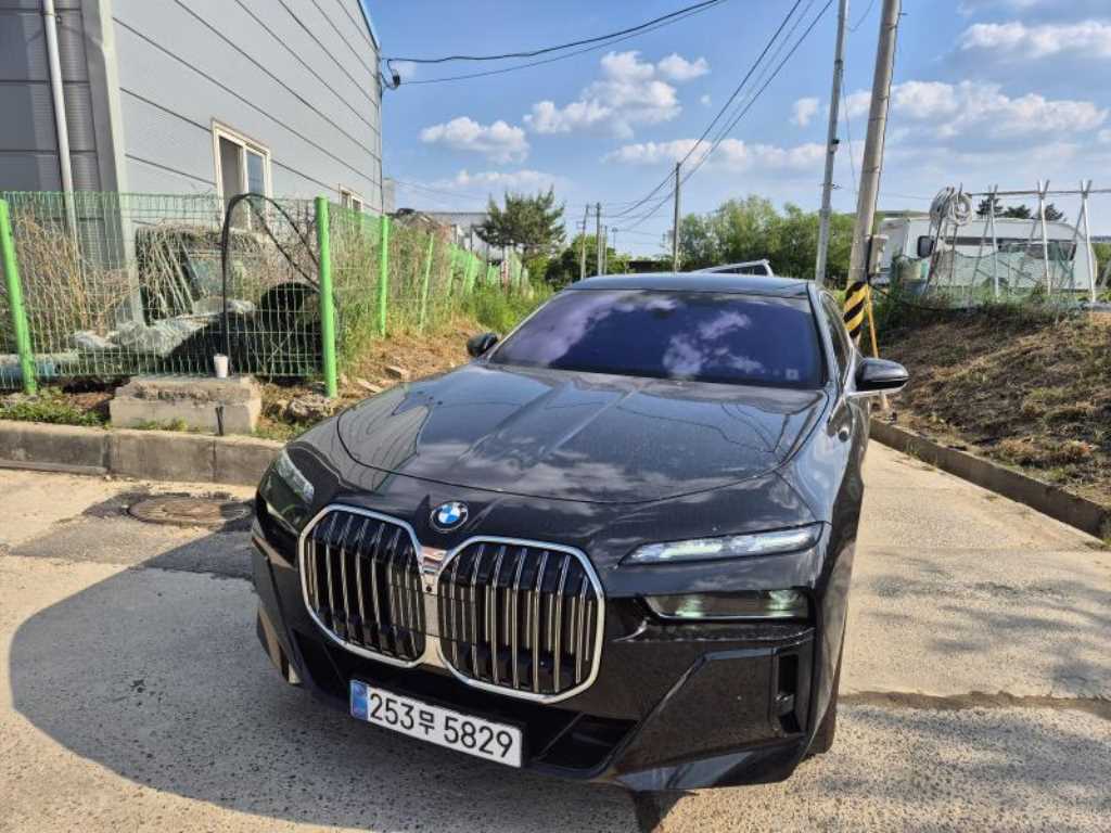 BMW 7 Series 2025 - Importación desde Corea - HF Imports Iquique - Foto 1