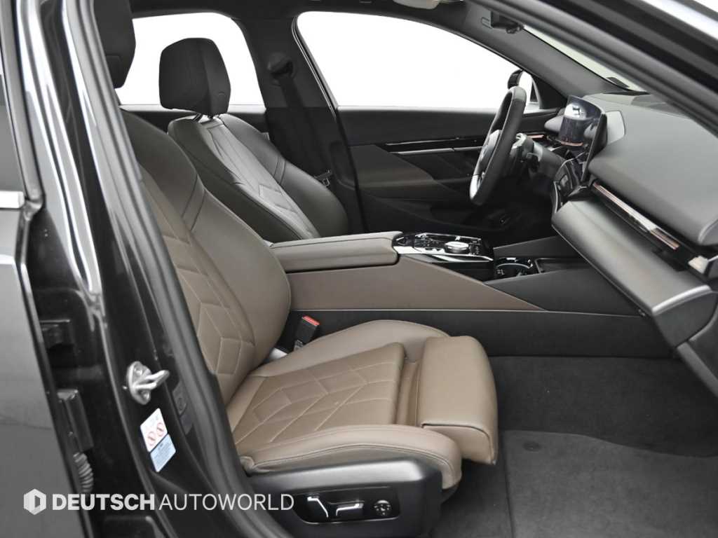 BMW 5 Series - Vista 10