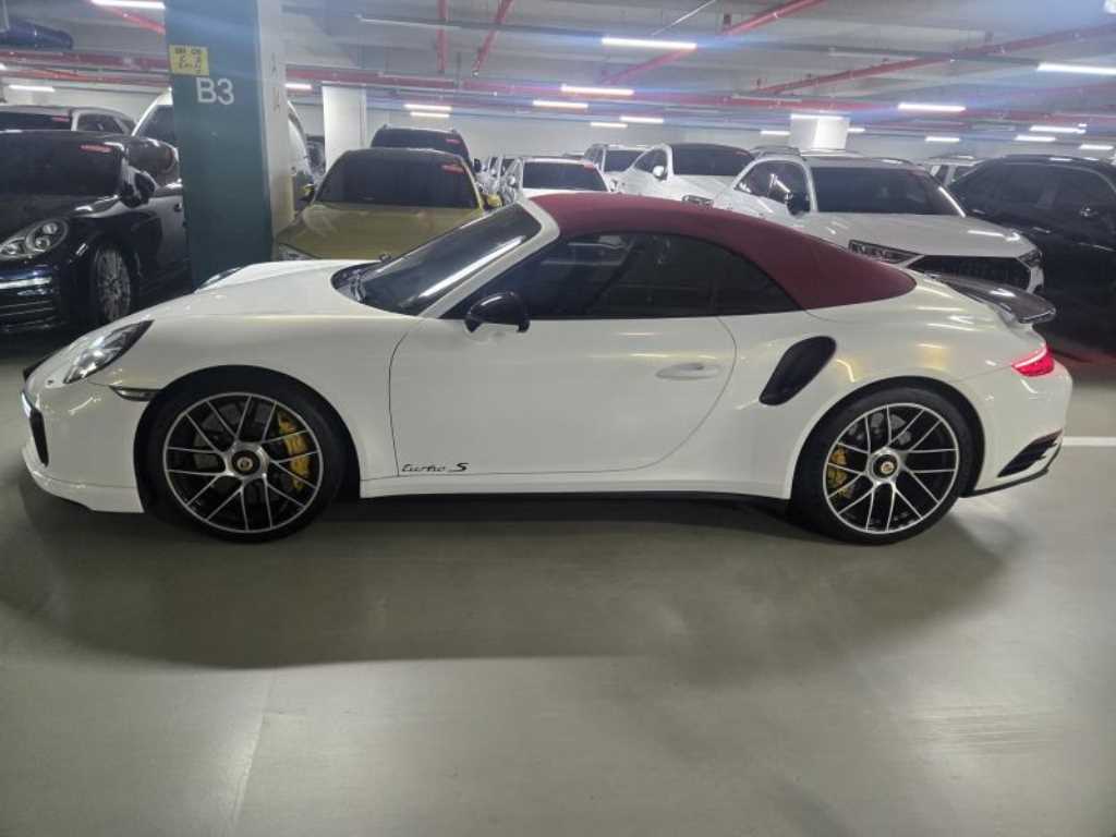 Porsche 911 - Vista 3