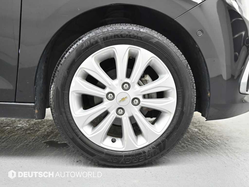 Chevrolet Spark - Vista 5