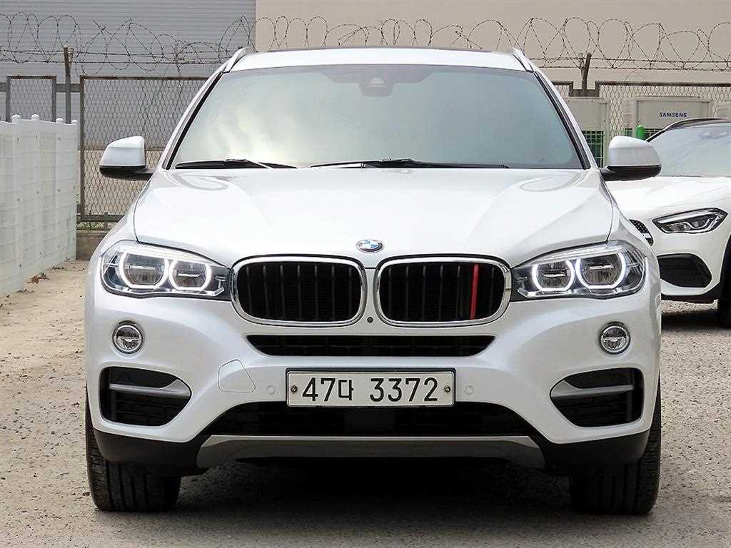BMW X6 2019 Blanco - Importación desde Corea - HF Imports Iquique - Foto 1