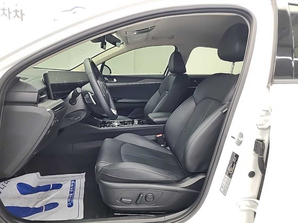 KIA K5 - Vista 11