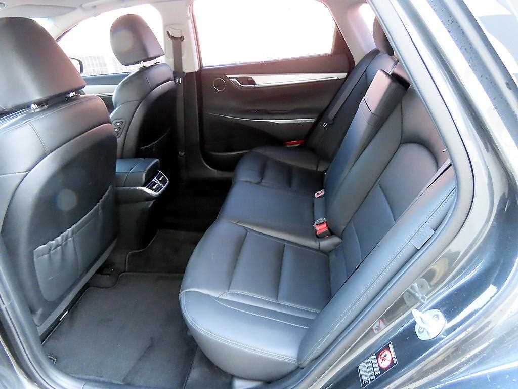 HYUNDAI Grandeur - Vista 6