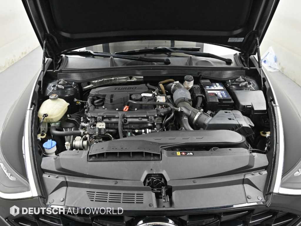 HYUNDAI Sonata - Vista 6