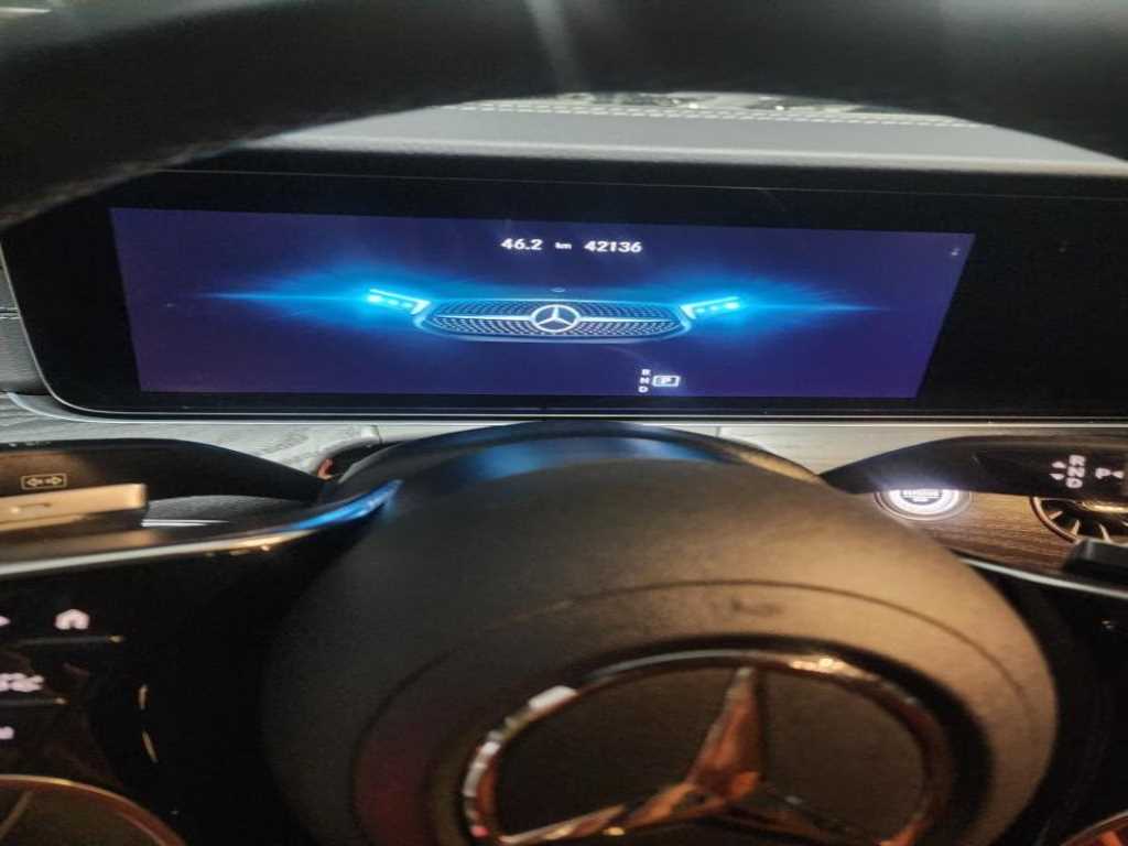 Mercedes Benz CLS Class - Vista 5