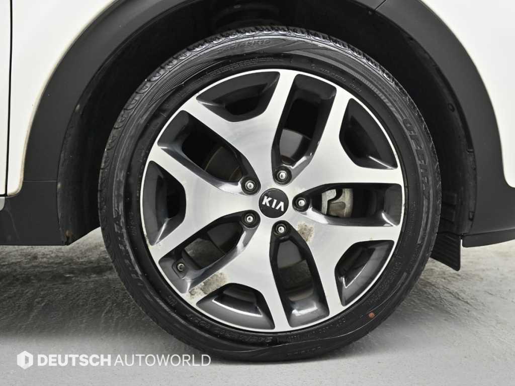 KIA Sportage - Vista 5