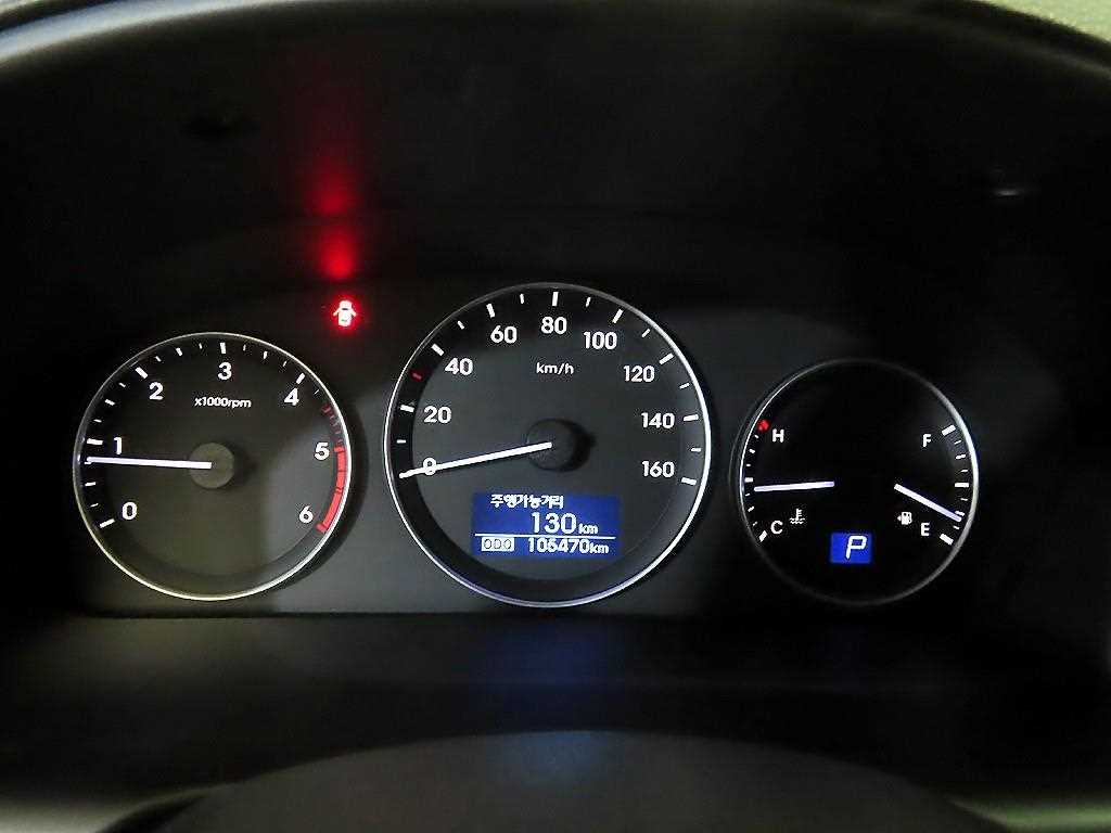 HYUNDAI Starex - Vista 9