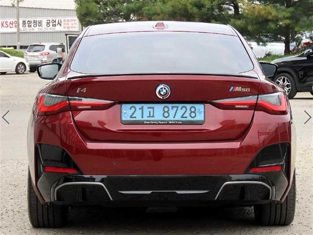 BMW i4 - Vista 5
