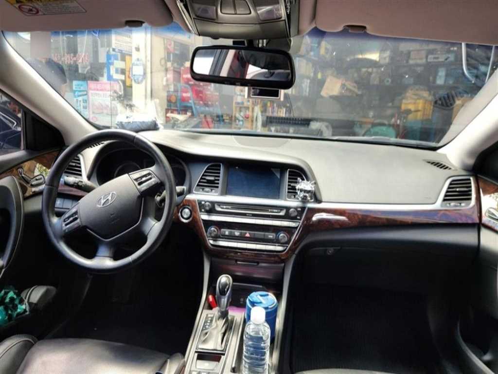 HYUNDAI Aslan - Vista 4