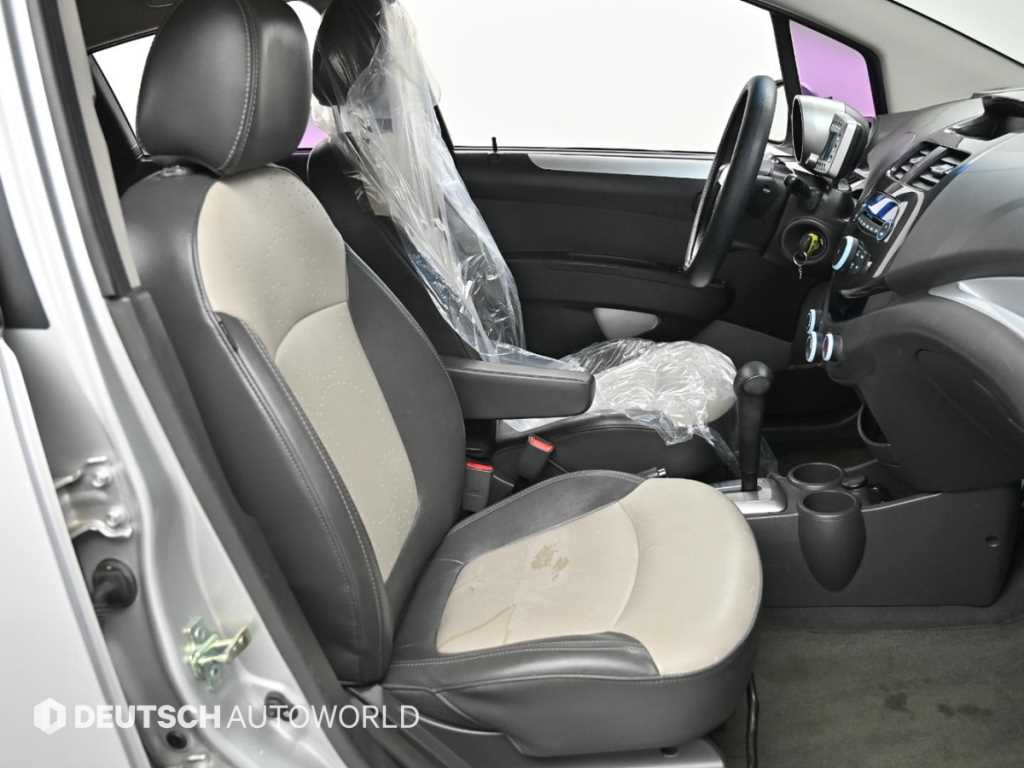 Chevrolet Spark - Vista 10