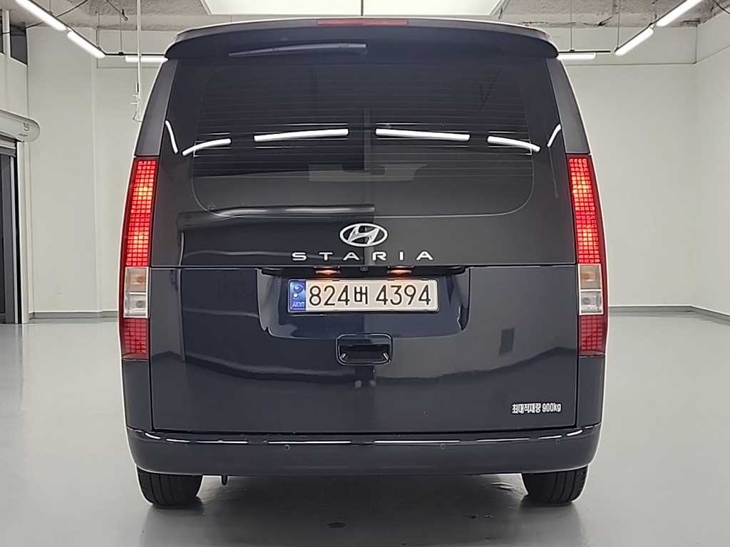 HYUNDAI Staria - Vista 3