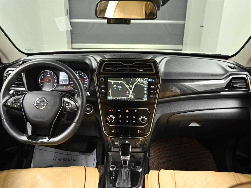 Ssangyong Tivoli - Vista 7