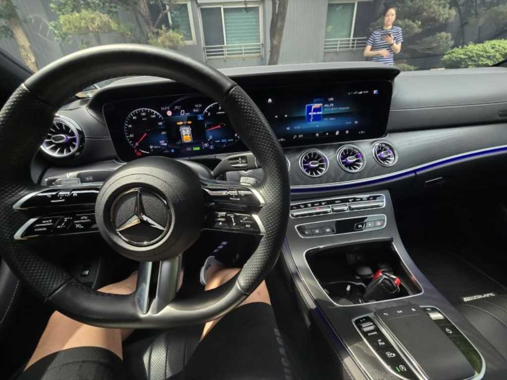 Mercedes Benz CLS Class - Vista 9