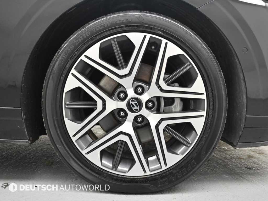 HYUNDAI Grandeur - Vista 6