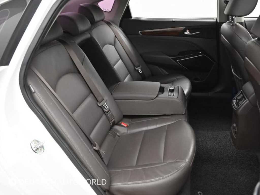 KIA K7 - Vista 12
