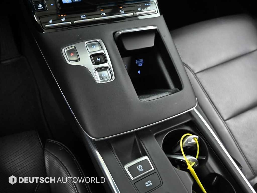 HYUNDAI Grandeur - Vista 9