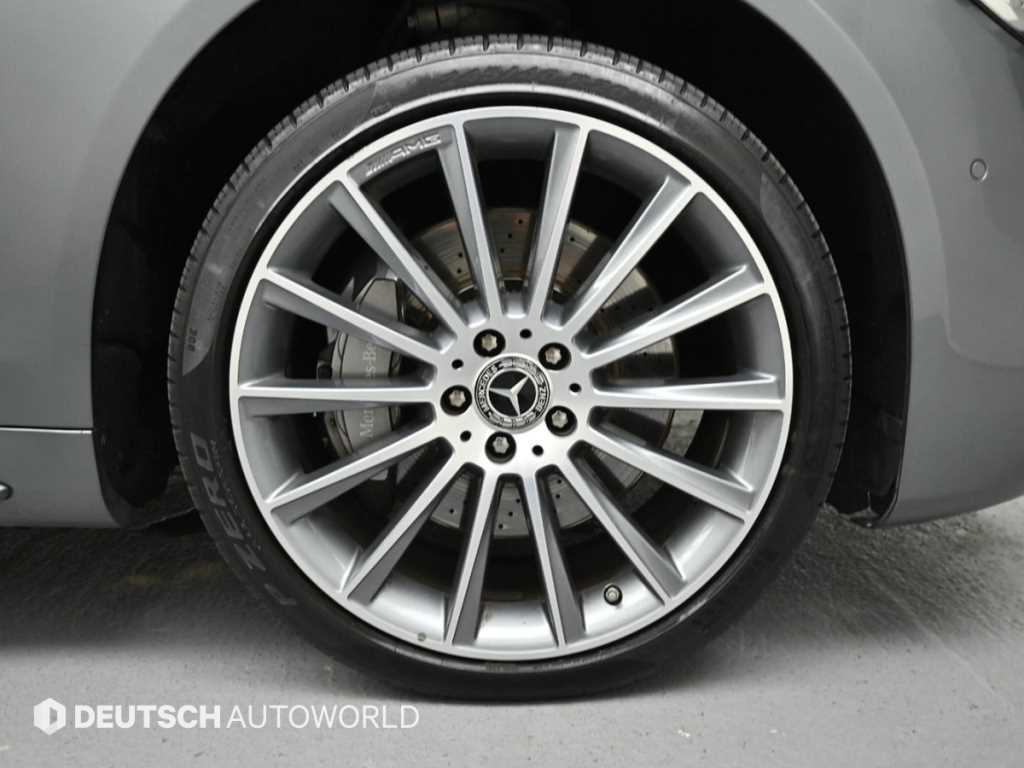 Mercedes Benz S Class - Vista 5