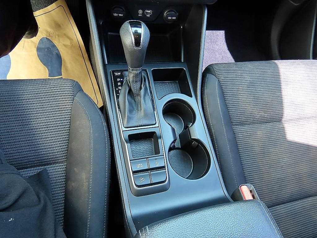 HYUNDAI Tucson - Vista 10