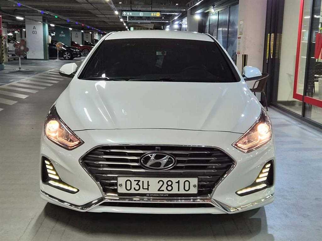 HYUNDAI Sonata - Vista 2