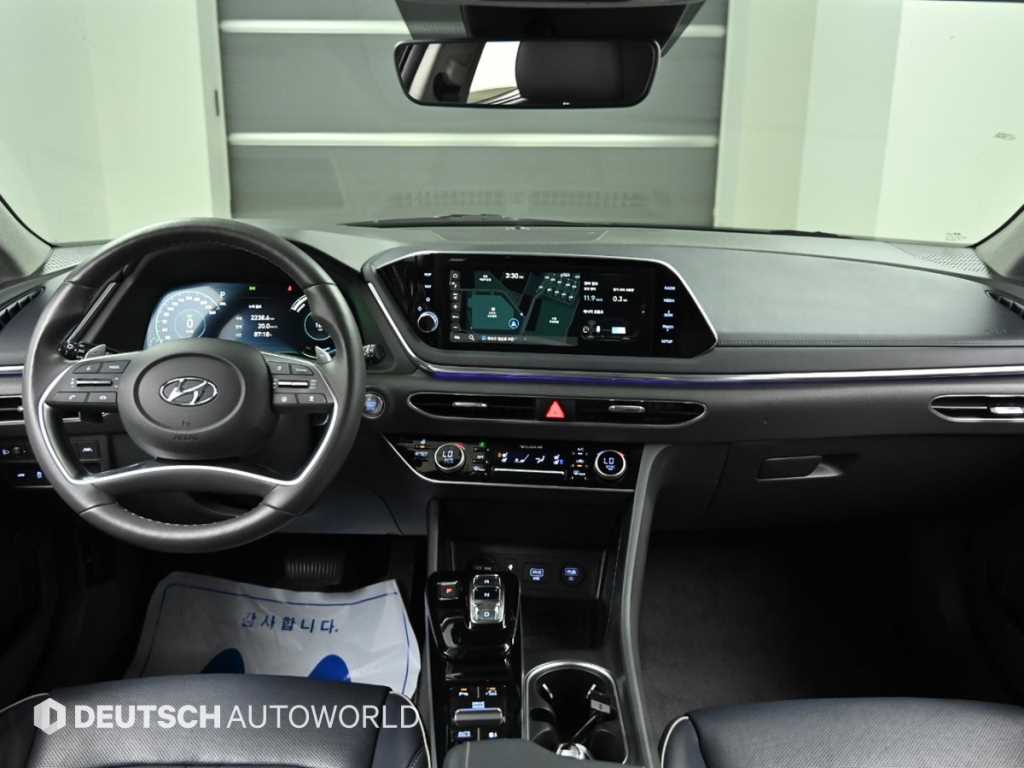 HYUNDAI Sonata - Vista 7