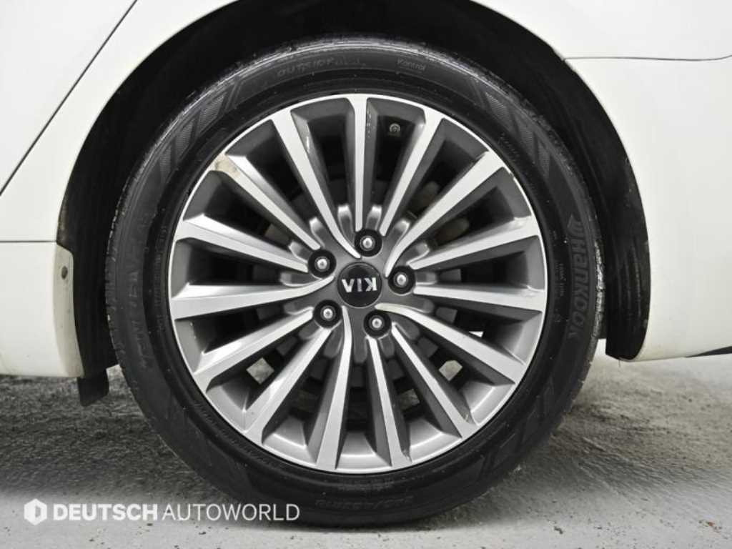 KIA K7 - Vista 5