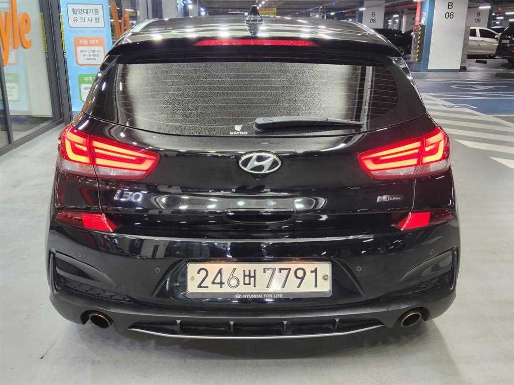 HYUNDAI i30 - Vista 5