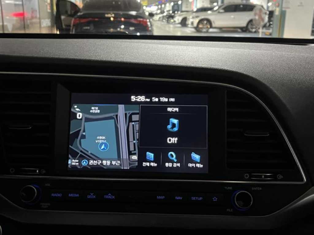 HYUNDAI Avante 2018 - Importación desde Corea - HF Imports Iquique - Foto 13
