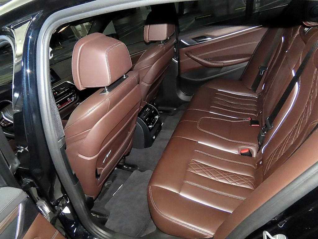 BMW 5 Series - Vista 7