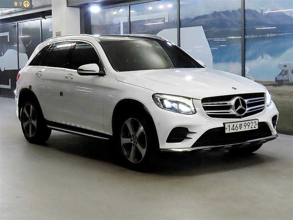 Mercedes Benz GLC Class 2019 Blanco - Importación desde Corea - HF Imports Iquique - Foto 1